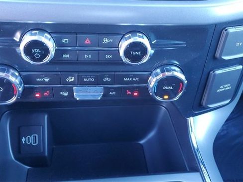 New 2025 Ford F150 XLT w/ Equipment Group 302A MID image 32