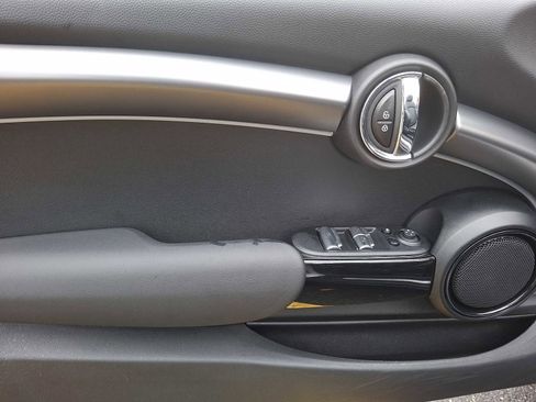 Certified 2023 MINI Cooper S image 10