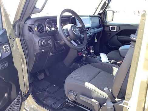 New 2026 Jeep Gladiator Mojave AWD/4WD image 7