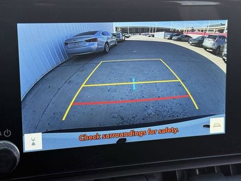 Used 2025 Toyota RAV4 LE image 19