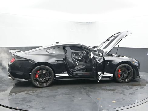Used 2020 Ford Mustang Shelby GT500 w/ Technology Package image 61