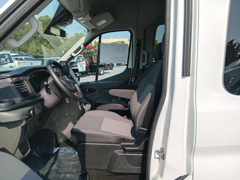 Certified 2025 Ford Transit 350 XLT RWD image 16