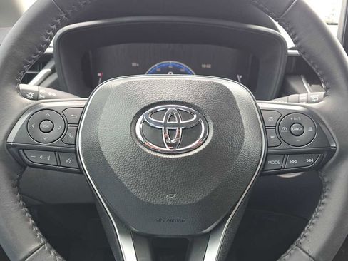 Used 2026 Toyota Corolla Cross LE AWD/4WD image 25