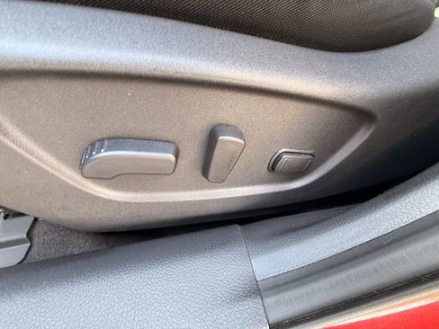 Certified 2017 Nissan Rogue SV image 13