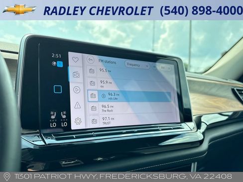 Used 2025 Volkswagen Atlas SE AWD/4WD image 8