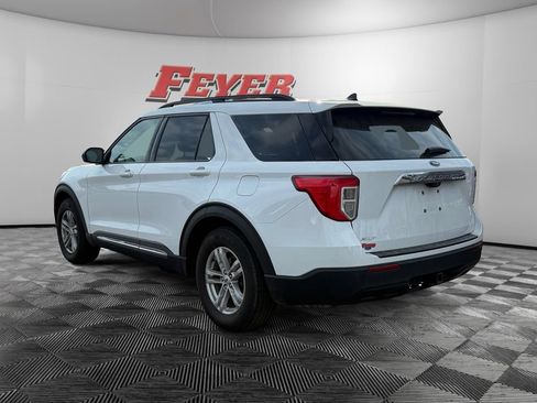 Used 2022 Ford Explorer XLT w/ Class IV Trailer Tow Package RWD image 3