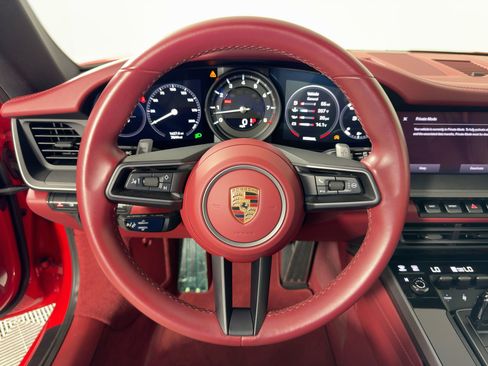 Certified 2022 Porsche 911 Carrera image 16