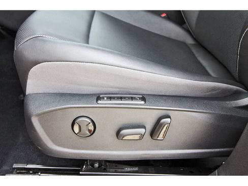 Used 2023 Volkswagen ID.4 Pro AWD/4WD image 27