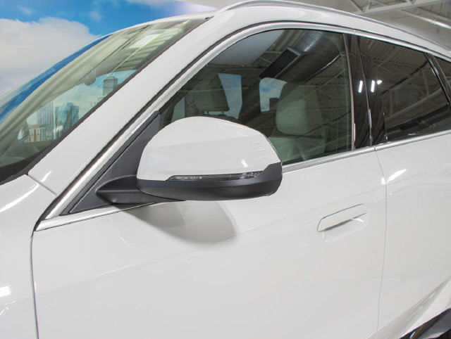 Used 2027 BMW X1 xDrive28i AWD/4WD image 10