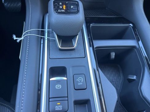 New 2025 Nissan Pathfinder SV image 17