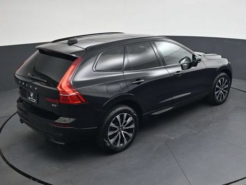 Used 2024 Volvo XC60 B5 Plus AWD/4WD image 24