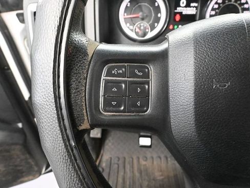 Used 2017 RAM 1500 Classic SLT AWD/4WD image 25