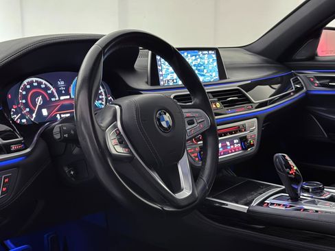 Used 2018 BMW 740e xDrive AWD/4WD image 23