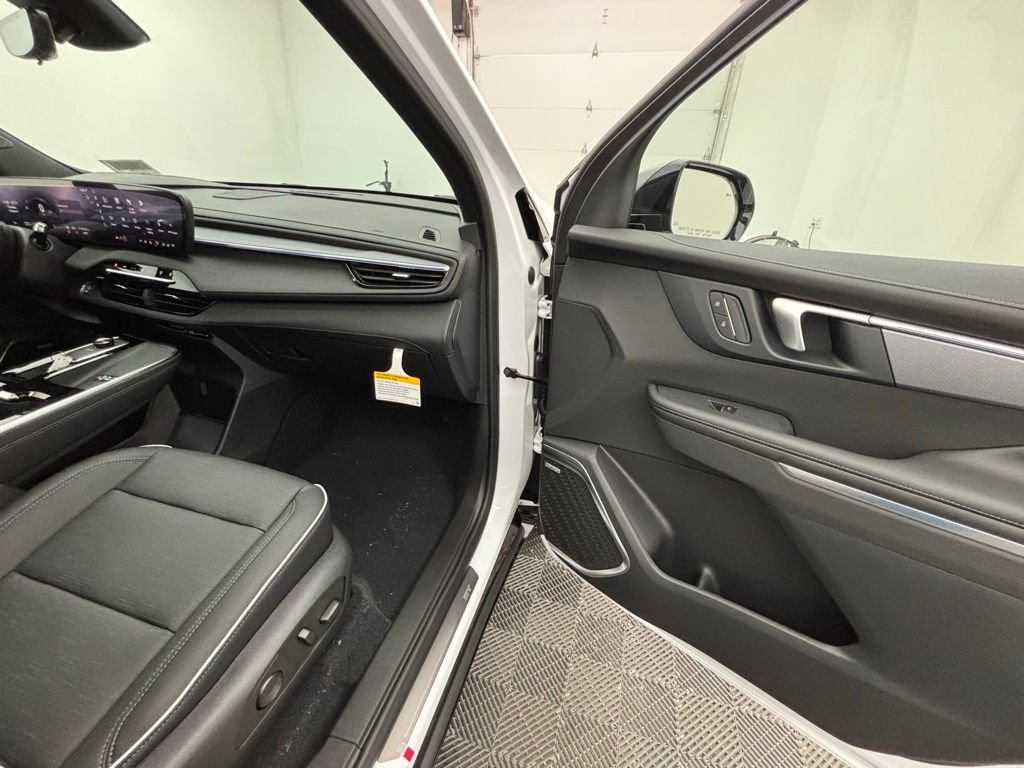 New 2026 Buick Enclave Sport Touring w/ Power Package AWD/4WD image 39