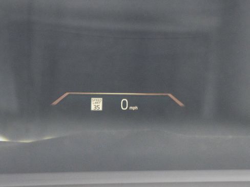 Used 2023 BMW X7 M60i w/ Executive Package image 86