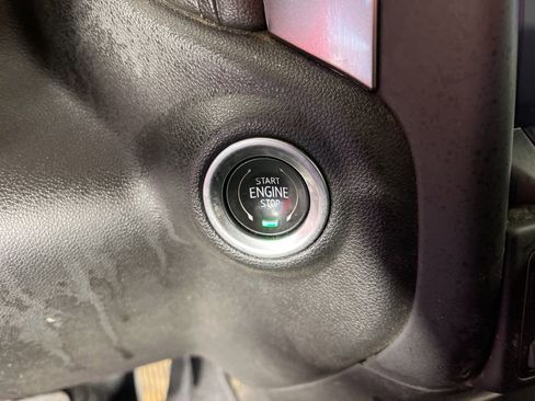 Used 2022 Chevrolet Silverado 1500 RST image 33