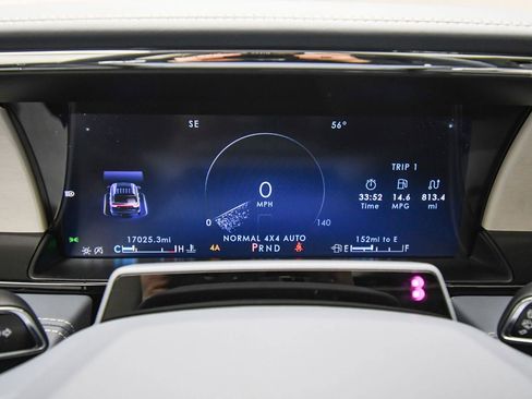 Used 2024 Lincoln Navigator L Black Label image 17