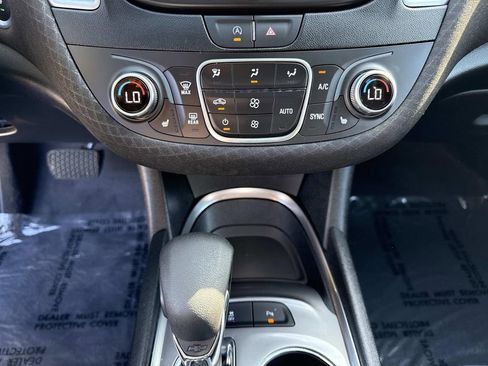 Used 2024 Chevrolet Malibu LT image 26