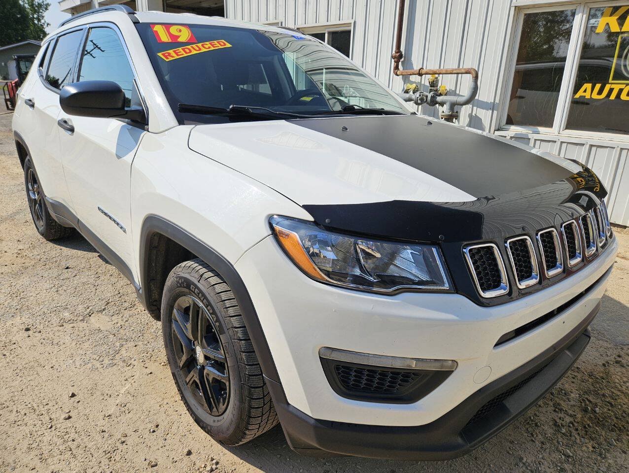 Used 2019 Jeep Compass Sport FWD image 1