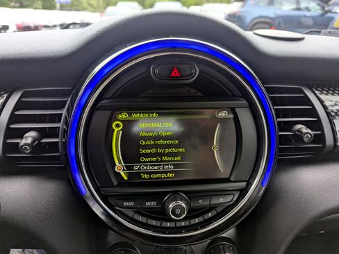 Used 2017 MINI Cooper S image 27