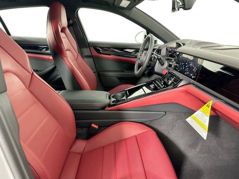 Used 2026 Porsche Panamera 4 AWD/4WD image 27