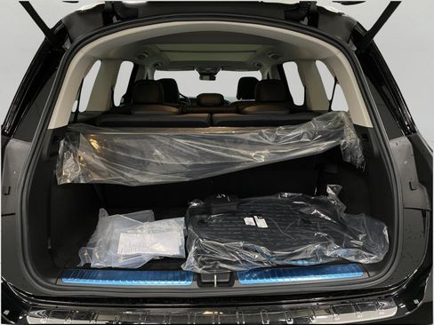New 2026 Mercedes-Benz GLS 450 4MATIC image 6