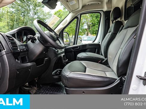 Used 2025 RAM ProMaster 2500 w/ Convenience Group FWD image 18