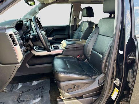 Used 2018 Chevrolet Silverado 1500 LTZ Z71 w/ Midnight Edition AWD/4WD image 21