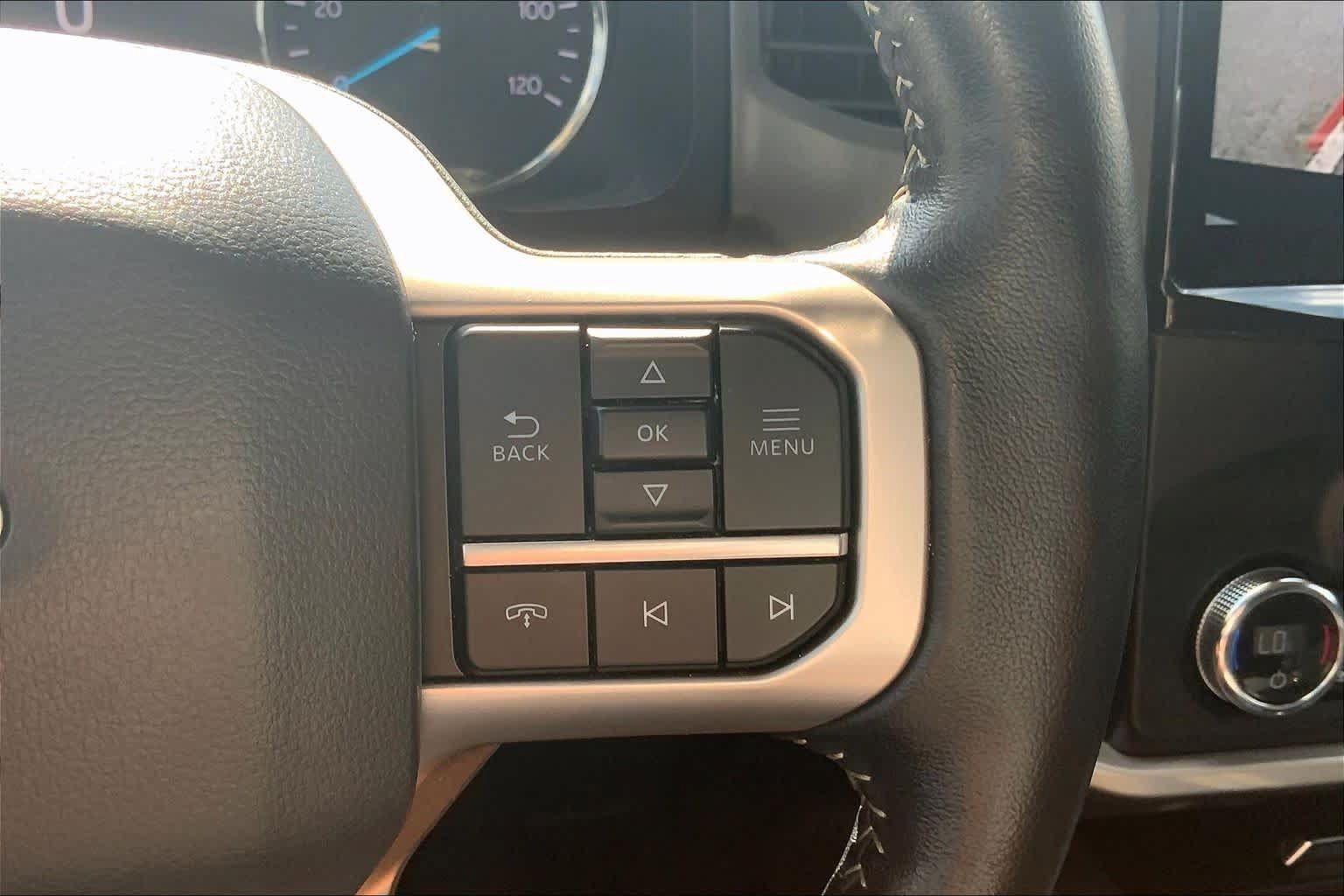 Used 2024 Ford Expedition XLT AWD/4WD image 25