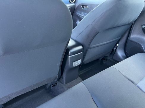 Used 2025 Nissan Versa SV FWD image 25