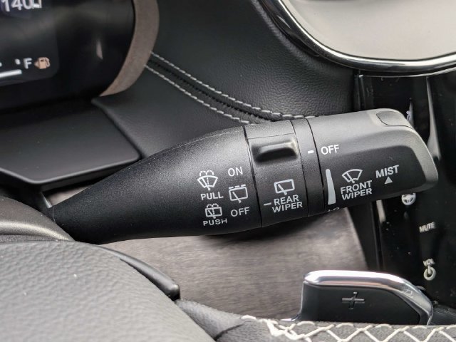 New 2027 Jeep Grand Cherokee Limited w/ Limited Altitude Package RWD image 30