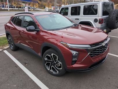 Used 2024 Chevrolet Trax RS w/ Sunroof Package