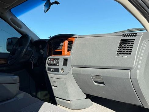 Used 2006 Dodge Ram 2500 Truck SLT w/ Quad Cab Big Horn Value Group image 12