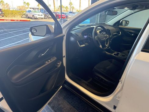 Used 2022 GMC Terrain SLE w/ Driver Convenience Package image 20