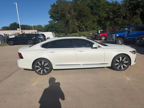 Used 2024 Volvo S90 T8 Ultimate AWD/4WD image 5