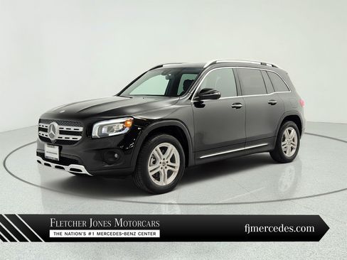 Used 2023 Mercedes-Benz GLB 250 image 1