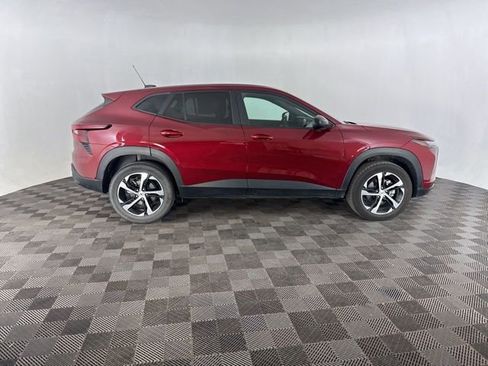 Used 2024 Chevrolet Trax RS w/ Driver Confidence Package image 6