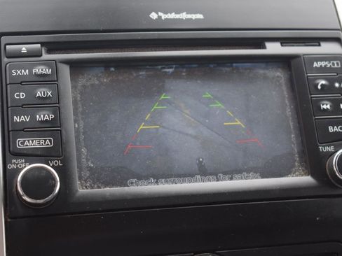 Used 2015 Nissan Frontier PRO-4X image 7