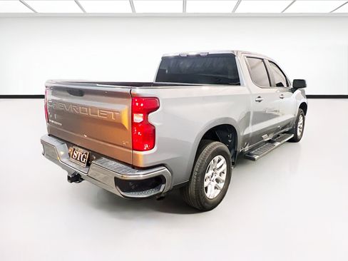 Used 2023 Chevrolet Silverado 1500 LT RWD image 4