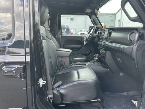 Used 2019 Jeep Wrangler Unlimited Sport S image 12