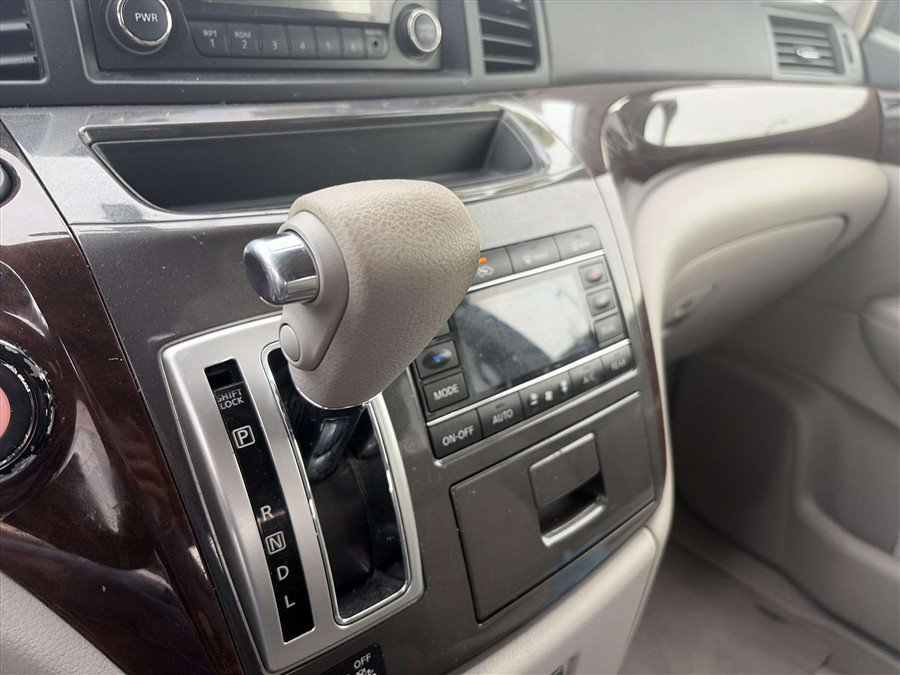 Used 2014 Nissan Quest SV FWD image 22