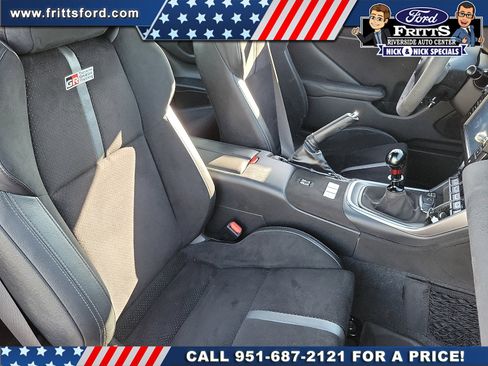 Used 2023 Toyota GR86 Premium w/ ALL Weather Mat Package (TMS) image 17
