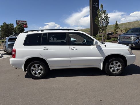 Used 2003 Toyota Highlander 4WD V6 image 10