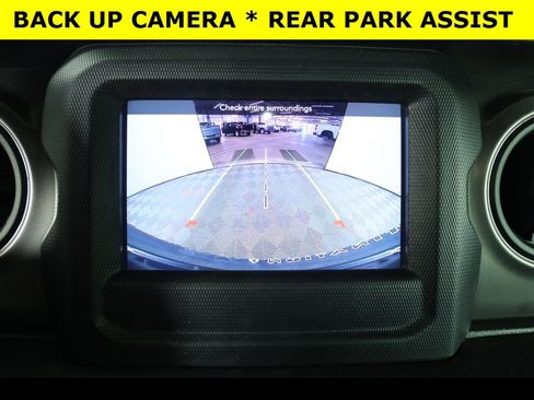 Used 2021 Jeep Wrangler Unlimited Sport image 13