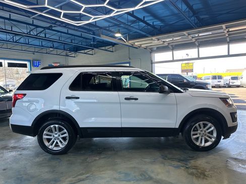 Used 2016 Ford Explorer 4WD image 11