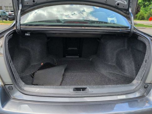 Used 2010 Honda Accord LX image 29