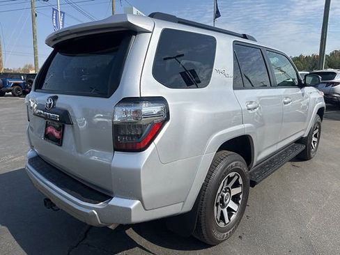 Used 2024 Toyota 4Runner TRD Off-Road image 5
