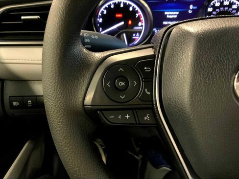 Used 2020 Toyota Camry LE w/ Carpet Mat Package image 23