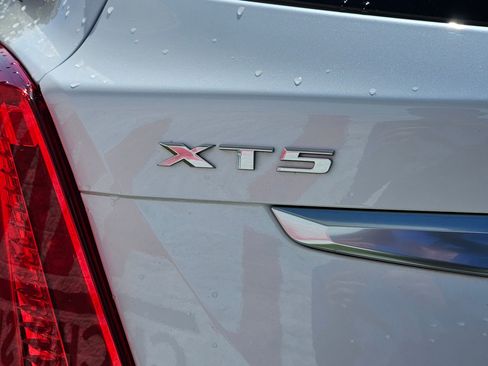 Used 2019 Cadillac XT5 Luxury FWD image 30