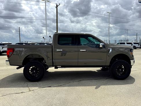 Used 2026 Ford F150 XLT w/ Equipment Group 302A MID AWD/4WD image 5